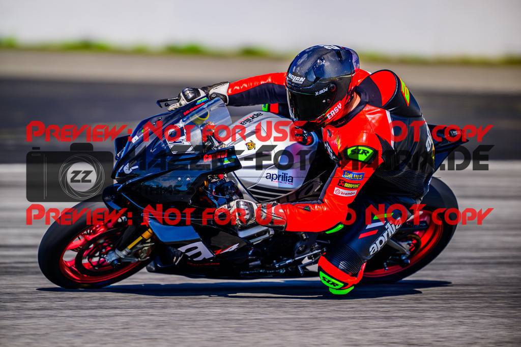 MaZZes_FotoMatrix_240520_6021986_0225 | WEISS