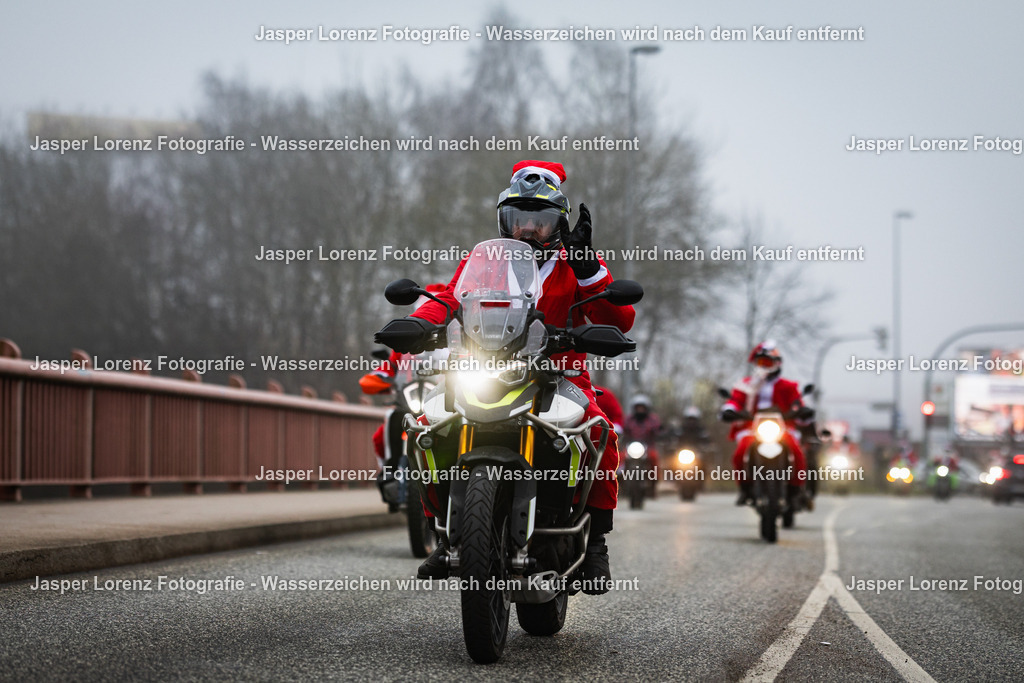 X-Mas Ride I Kiel I 2025 | Jasper Lorenz Fotografie - Realisiert mit Pictrs.com