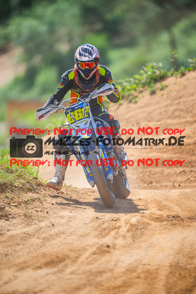 MaZZes_FotoMatrix_240511_6007705_3492 | S2