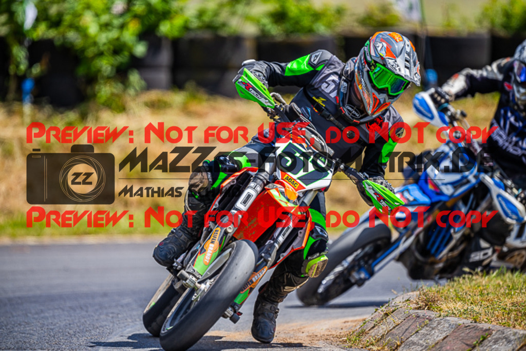 MaZZes_FotoMatrix_220529_8172 | Fotograf Mathias Schmid
Sportfotograf,
Eventfotograf,
Hochzeitsfotograf,
Portraitfotograf