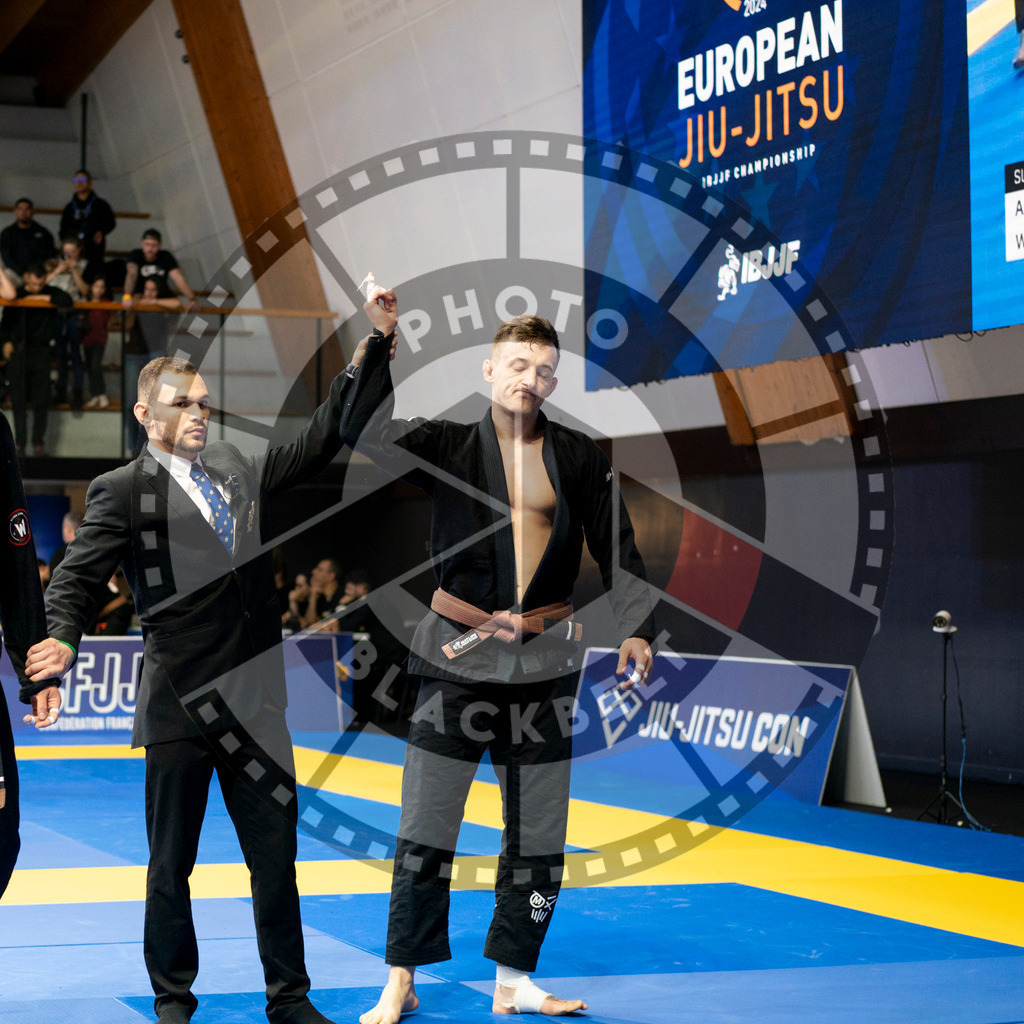 20240124PBB01403 | Fighters compete during the second day of the IBJJF European Championship in Paris, France, on January 24, 2024.