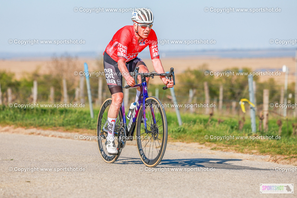 767_AR6_8355 | Neusiedlersee Radmarathon 2026@sportshot_your_pictrs #yourpictures#roadtowm2029 #nrm #neusiedlerseeradmarathon #neusiedlersee #neusiedlerseetourismus #burgenland #mörbisch #nrm26 #burgenlandtourismus #voglundco #poweredbyburgenlandtourismus #radsport #rad #marathon #ucigranfondo #visitburgenland #ucigranfondoworldseries