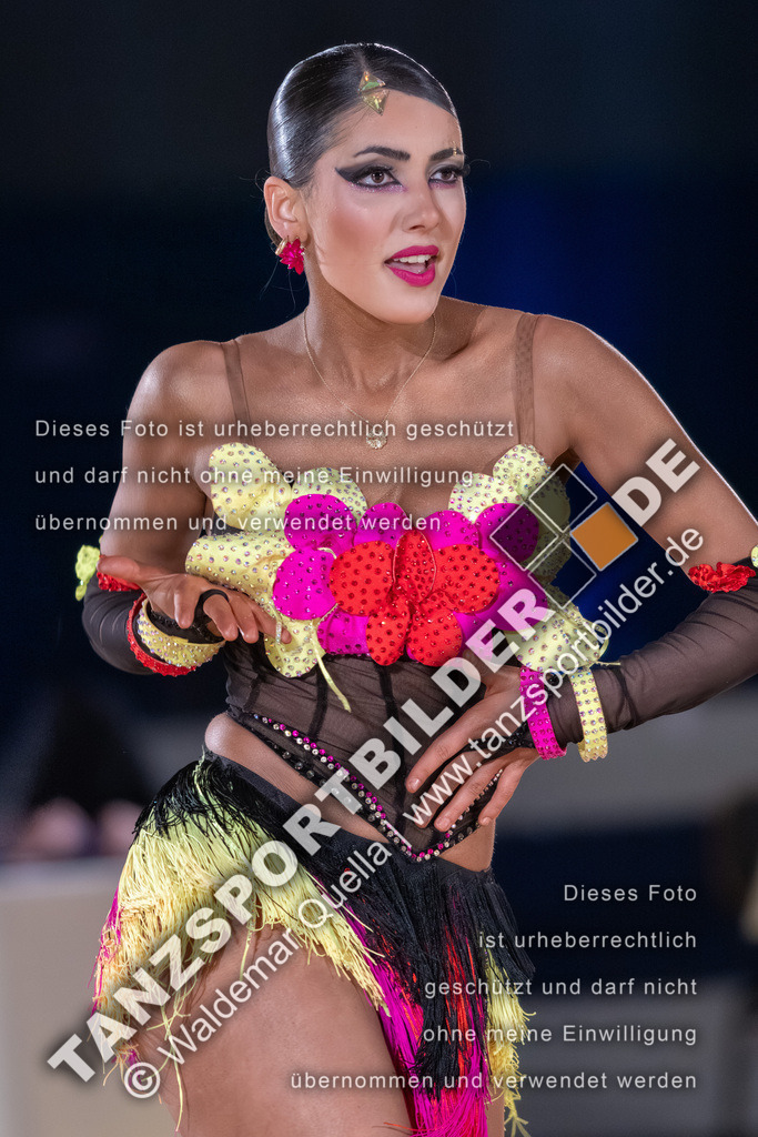 20260322-12837 | Hier finden Sie Tanz Bilder vom Latein und Standard Formationen tanzen. Sportbilder vom Tanzsport. Schöne Fotos und von Weltmeisterschaft, Europameisterschaft, Bundesliga, Regionalliga, Oberliga und Landesliga sowie von GOC Stuttgart, DanceComp, WM Bremen