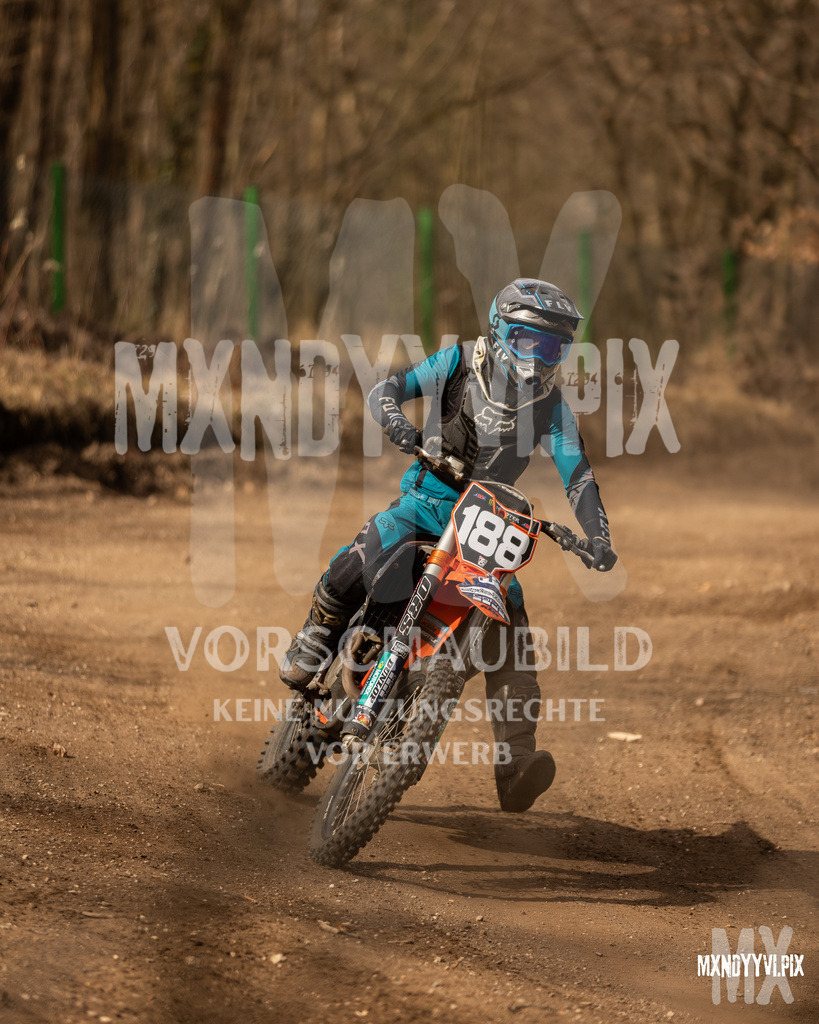 866A0084 | mxndyyvipix