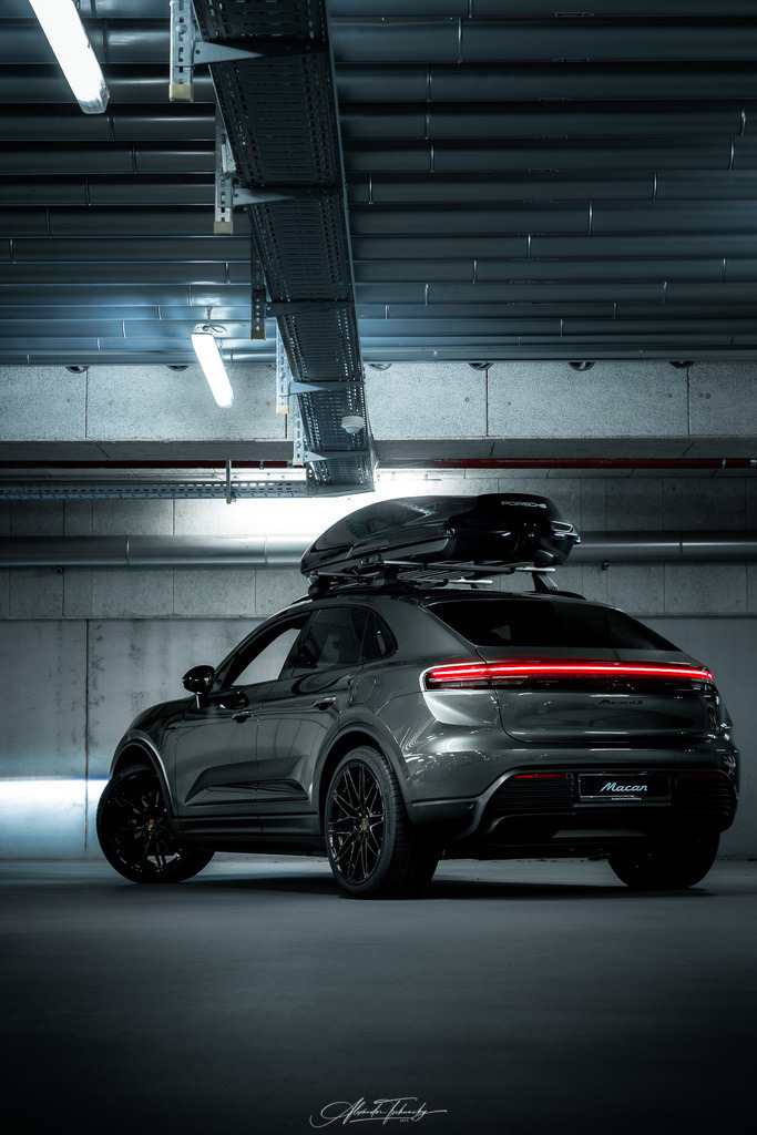 R6AT6678 _Alexander Tschuncky | Entdecken Sie die faszinierende Welt von Alexander Tschuncky Arts: Kreative Fotografie, atemberaubende Automobilkunst und hochwertiger Bilderdruck. Lassen Sie sich inspirieren! - Realisiert mit Pictrs.com