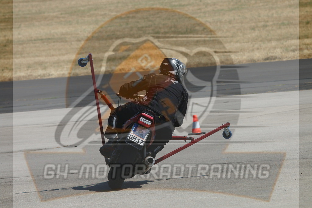 IMG_3154 | gh-motorradtraining-foto.de - Realisiert mit Pictrs.com