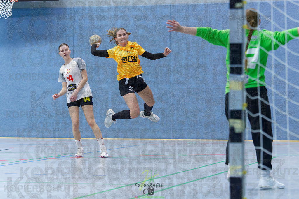 Frauen Oberliga Mitte (HHV); HSG Eibelshausen/Ewersbach - HSG Wettenberg II | Frauen Oberliga Mitte (HHV); HSG Eibelshausen/Ewersbach - HSG Wettenberg II am 13.12.2025 in Steinbrücken (Sporthalle am Hammerweiher)Photo © 2025 - Jörg Heinrich - Realisiert mit Pictrs.com
