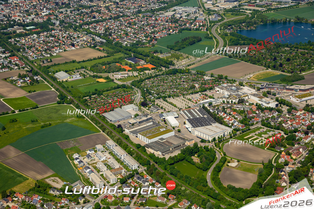 Das Luftbild zeigt Gewerbegebiet Friedberg - Die Luftaufnahme wurde 2023 vom UL-Flugzeug aus erstellt ( keine Drohne ) - Hochauflösende Luftaufnahme - Für grossformatige Ausdrucke geeignet. Die Geschenkidee !Mit Lizenz und Bildrechte bestellbar