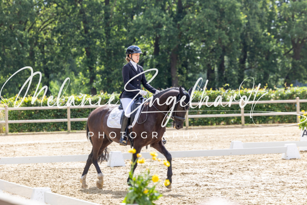 7I8A4237 | melanie-engelhardt-photography - Realisiert mit Pictrs.com