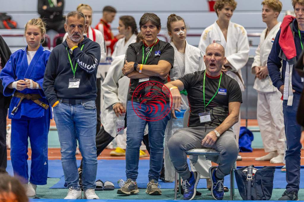 Internationaler Adler Cup 2024 | Foto vom Internationalen Adler Cup Judo Turnier im Sport- und Freizeitzentrum Kalbach im Oktober 2024 - Realisiert mit Pictrs.com