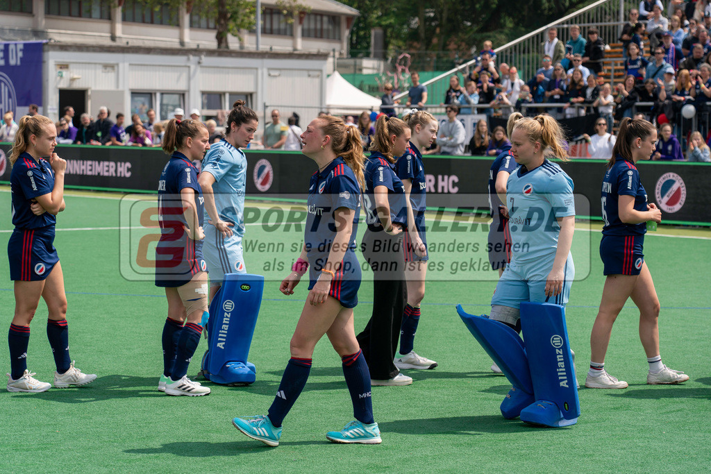 Final4_20240519-1313-0030 | Bonn, Deutschland, 19.05.2024:  in Aktion waehrend des Spiels der Deutsche Feldhockey-Meisterschaften 2024 zwischen Final 4 Damen Finale Düsseldorfer HC - Mannheimer HC im Bonner THV am 19.05.2024 in Bonn, Deutschland. (Foto von Stephan Fehrmann)

Bonn, Germany, 19.05.2024:  in action during the game of Deutsche Feldhockey-Meisterschaften 2024 between Final 4 Damen Finale Düsseldorfer HC - Mannheimer HC in Bonner THV at 19.05.2024 in Bonn, Deutschland. (Foto from Stephan Fehrmann)