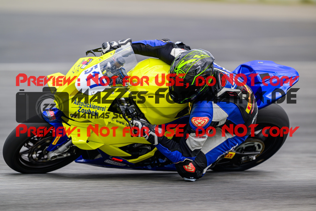 MaZZes_FotoMatrix_240615_8229 | WEISS