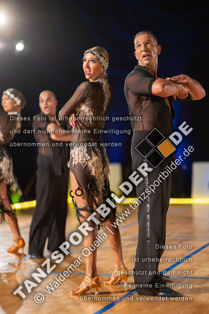 20260321-11634 | Hier finden Sie Tanz Bilder vom Latein und Standard Formationen tanzen. Sportbilder vom Tanzsport. Schöne Fotos und von Weltmeisterschaft, Europameisterschaft, Bundesliga, Regionalliga, Oberliga und Landesliga sowie von GOC Stuttgart, DanceComp, WM Bremen