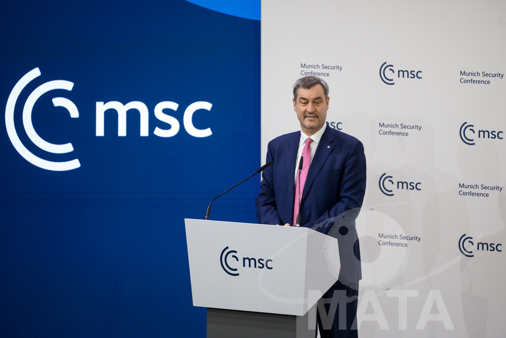 _DWI3415 | MATA IndoCon - Realisiert mit Pictrs.com