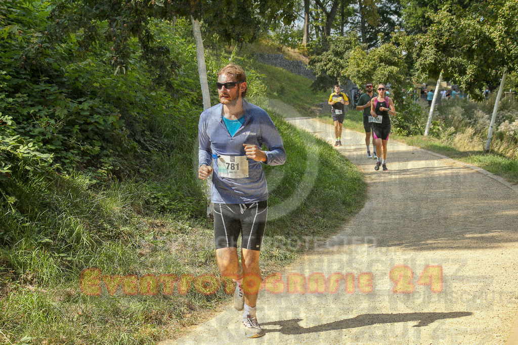 250824_1453_EX1_7937 | Sportfotografie im Rhein-Sieg Kreis, Köln, Bonn, NRW, Rheinland Pfalz, Hessen, etc. Unser Tätigkeitsfeld umfasst den Laufsport vom Volkslauf über den Marathon, Duathlon, Triathon bis zum Ultralauf wie Kölnpfad Ultra oder Schindertrail.
