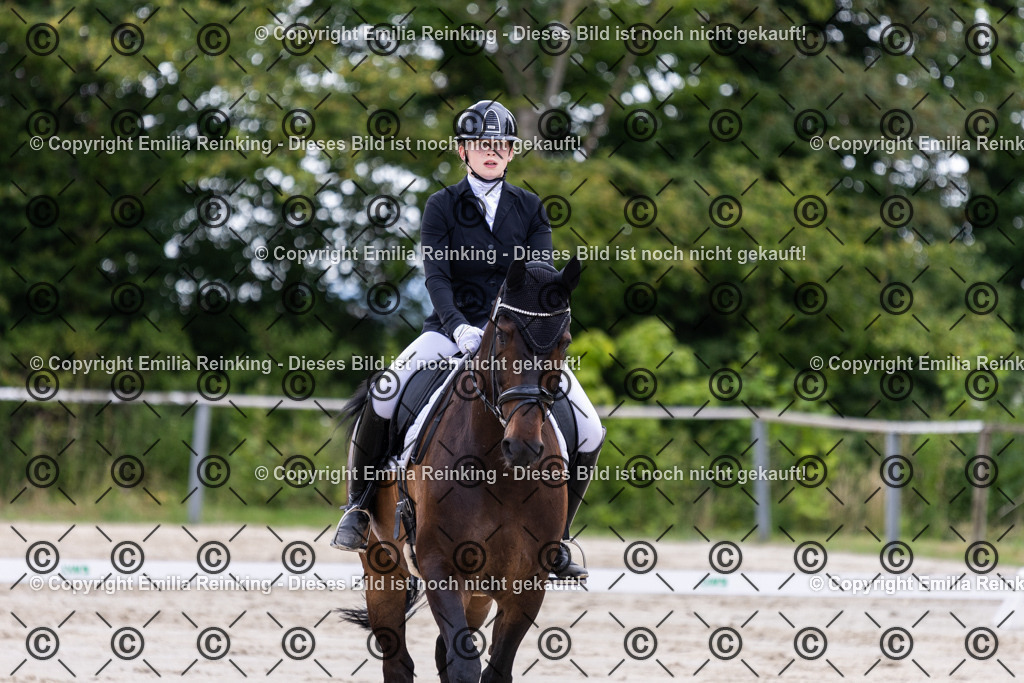 CL5A1951 | Emilia Reinking Fotografie - Realisiert mit Pictrs.com