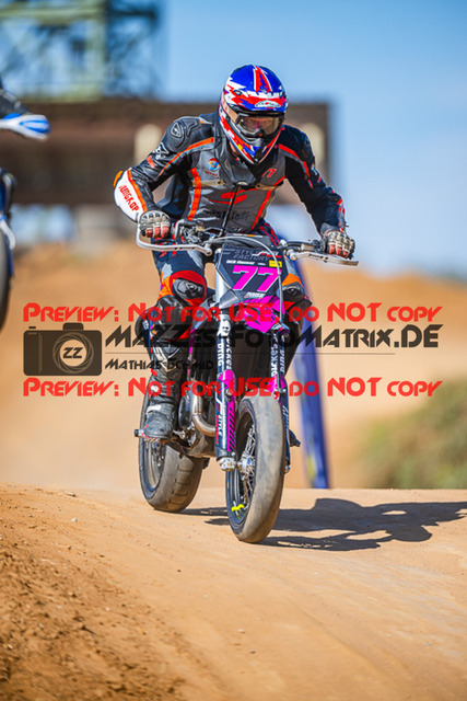 MaZZes_FotoMatrix_230916_2114 | UE40