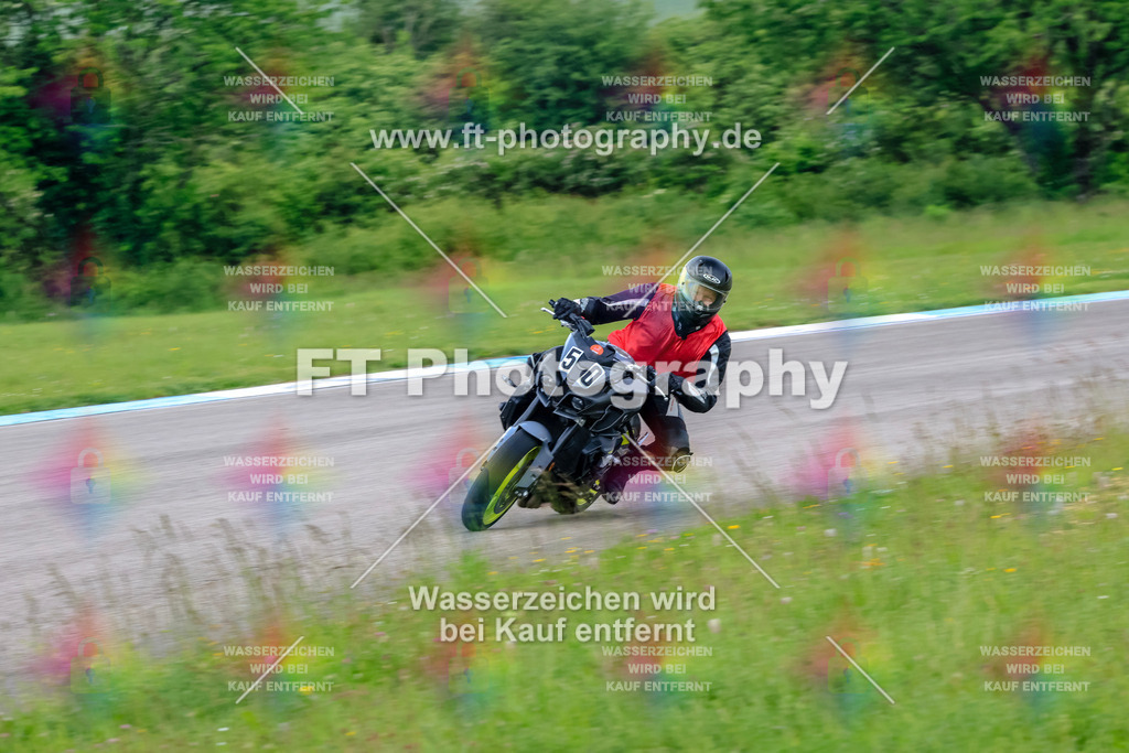 MotoTeam-3252 | Hier findet Ihr Bilder von Touristenfahrten auf der Nürburgring Nordschleife oder von anderen Veranstaltungen die ich besucht habe. Viel Spass beim Durch Schauen 