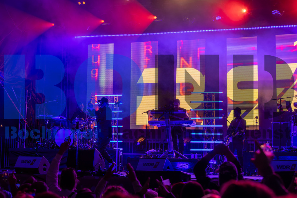 SES_ESSORI20250509-15 | bond - Realisiert mit Pictrs.com