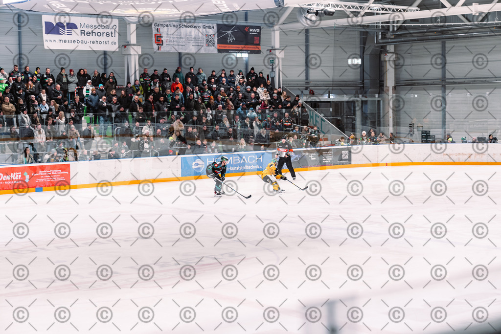 Alligators_vs_Toelz_18_11_2025-38 | Höchstadt Alligators Fotogalerie: Eishockey-Action aus Franken. Professionelle Spielfotos, Portraits & Stadionbilder zum Download. Jetzt entdecken! - Realisiert mit Pictrs.com