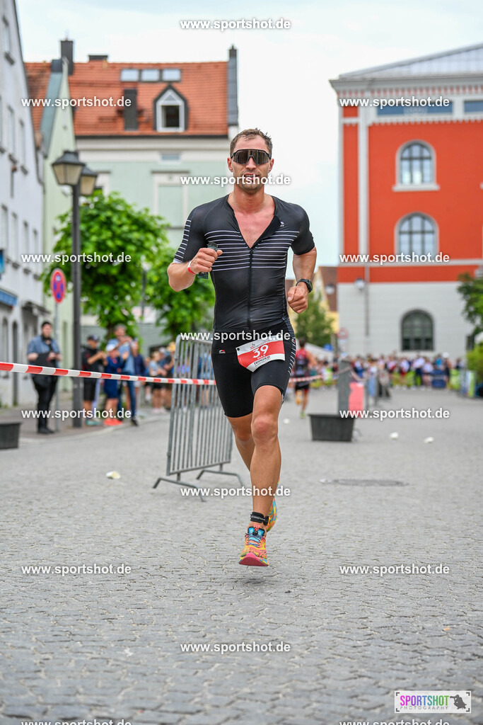 SZI_5758 | Stadttriathlon Erding 2025. #yourpictrs #sportshot_your_pictrs @Sportshotphotography #stadttriathlonerding Copyright: www.sportshot.de
