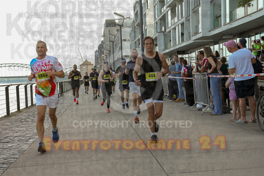 250920_1448_EX1_7677 | Sportfotografie im Rhein-Sieg Kreis, Köln, Bonn, NRW, Rheinland Pfalz, Hessen, etc. Unser Tätigkeitsfeld umfasst den Laufsport vom Volkslauf über den Marathon, Duathlon, Triathon bis zum Ultralauf wie Kölnpfad Ultra oder Schindertrail.