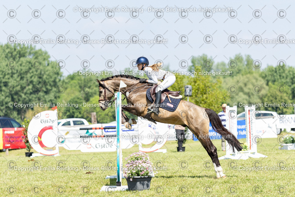 CL5A9230 | Emilia Reinking Fotografie - Realisiert mit Pictrs.com