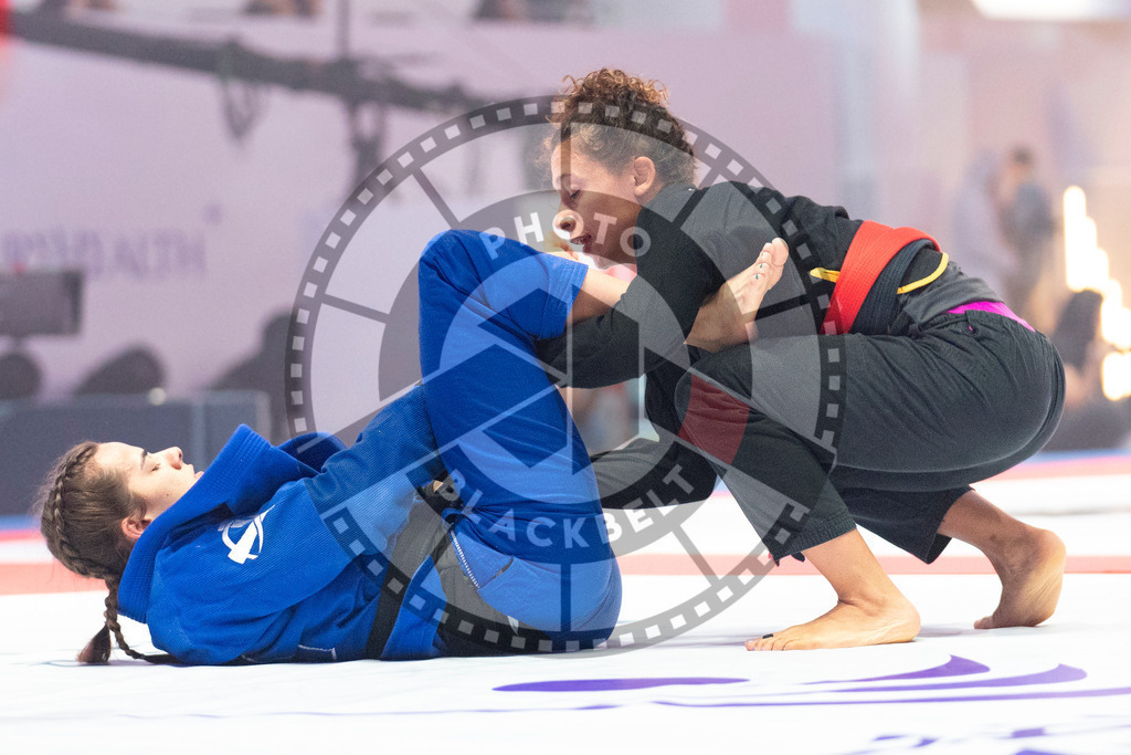 20231109PBB3328 | Fighters compete during the AJP World Professional Championship in the Mubadala Arena in Abu Dhabi, Arab United Emirates, on November 9, 2023.