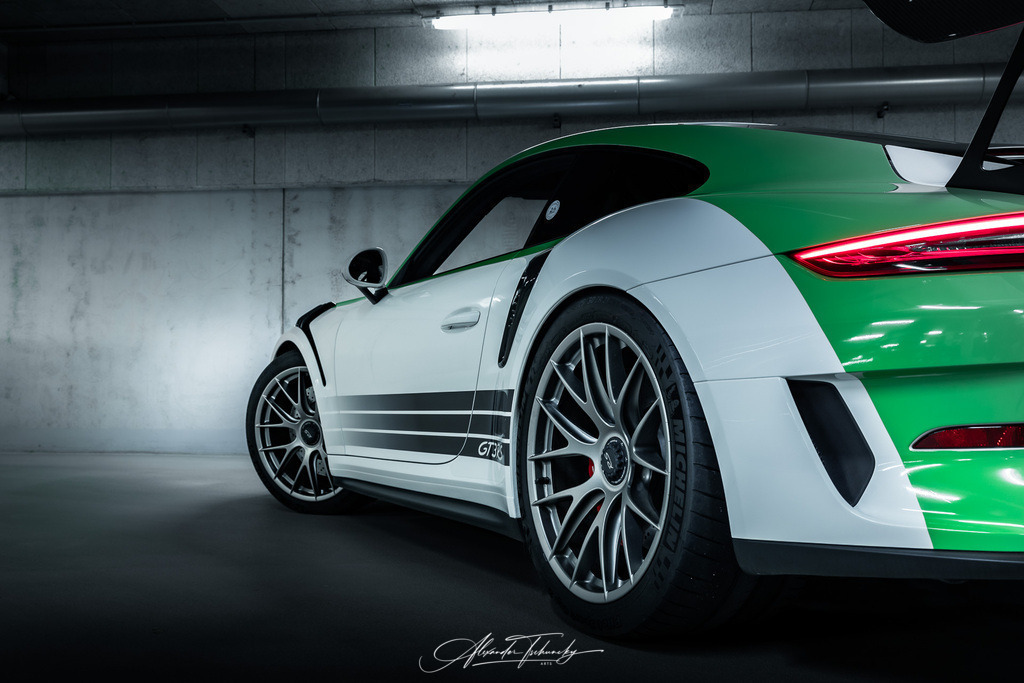 R6AT0249 _Alexander Tschuncky | Entdecken Sie die faszinierende Welt von Alexander Tschuncky Arts: Kreative Fotografie, atemberaubende Automobilkunst und hochwertiger Bilderdruck. Lassen Sie sich inspirieren! - Realisiert mit Pictrs.com