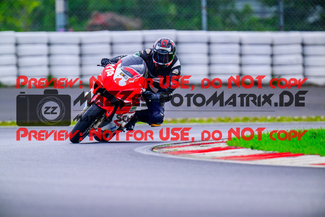 MaZZes_FotoMatrix_240910_6007705_2-67 | WEISS