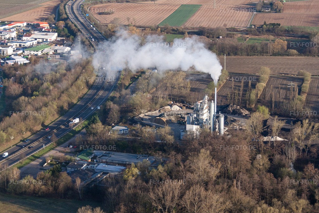 Luftbild: Werksgelände Asphaltmischwerk Landau Juchem KG in Landau in der Pfalz im Bundesland Rheinland-Pfalz in Deutschland. Foto: IMG_63213.jpg vom 20.03.2014 durch Werner Riehm/FLY-FOTO.de