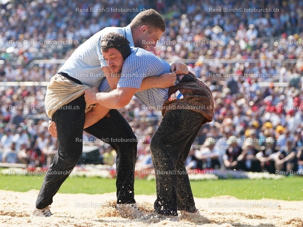98 | René Burch leidenschaftlicher Fotograf aus Kerns in Obwalden.  Hier finden sie Sport, Landschaft und Natur Fotografie.
 - Realisiert mit Pictrs.com