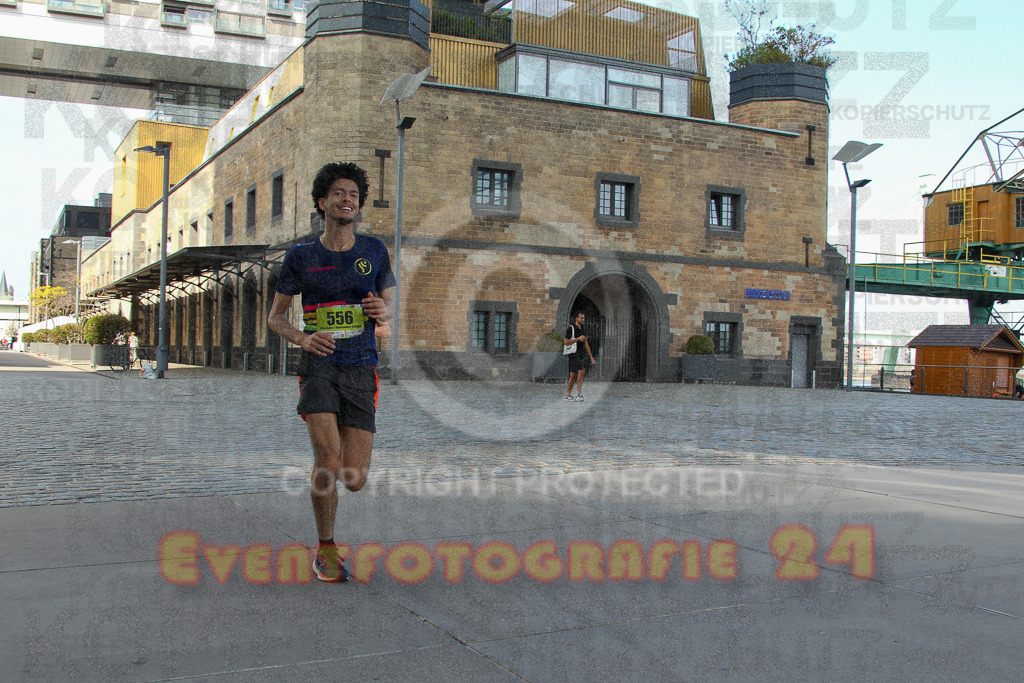 250920_1450_EV4_7267 | Sportfotografie im Rhein-Sieg Kreis, Köln, Bonn, NRW, Rheinland Pfalz, Hessen, etc. Unser Tätigkeitsfeld umfasst den Laufsport vom Volkslauf über den Marathon, Duathlon, Triathon bis zum Ultralauf wie Kölnpfad Ultra oder Schindertrail.