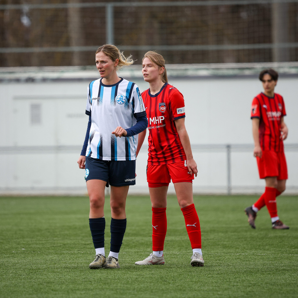 20260329-FCH-WaldebeneStuttgart_035 | 1.FC Heidenheim 1846 vs. FSV Waldebene Stuttgart, Fußball, Frauen, Oberliga, 2025/2026, 15. Spieltag, 29.03.2026 in Heidenheim, Kunstrasen b. Voith-Arena West(Foto: Michael Bulling) - Realisiert mit Pictrs.com