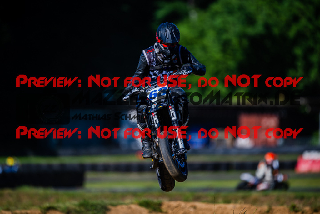 MaZZes_FotoMatrix_220702_3065 | S3