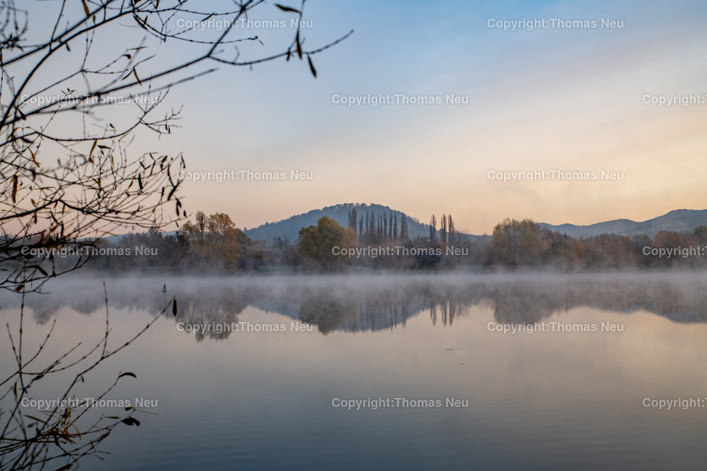 DSC_1205-2 | Herbst an der hessischen Bergstraße, Morgenstimmung am Jochimsee in Heppenheim, Spiegelung,, Bild: Thomas Neu