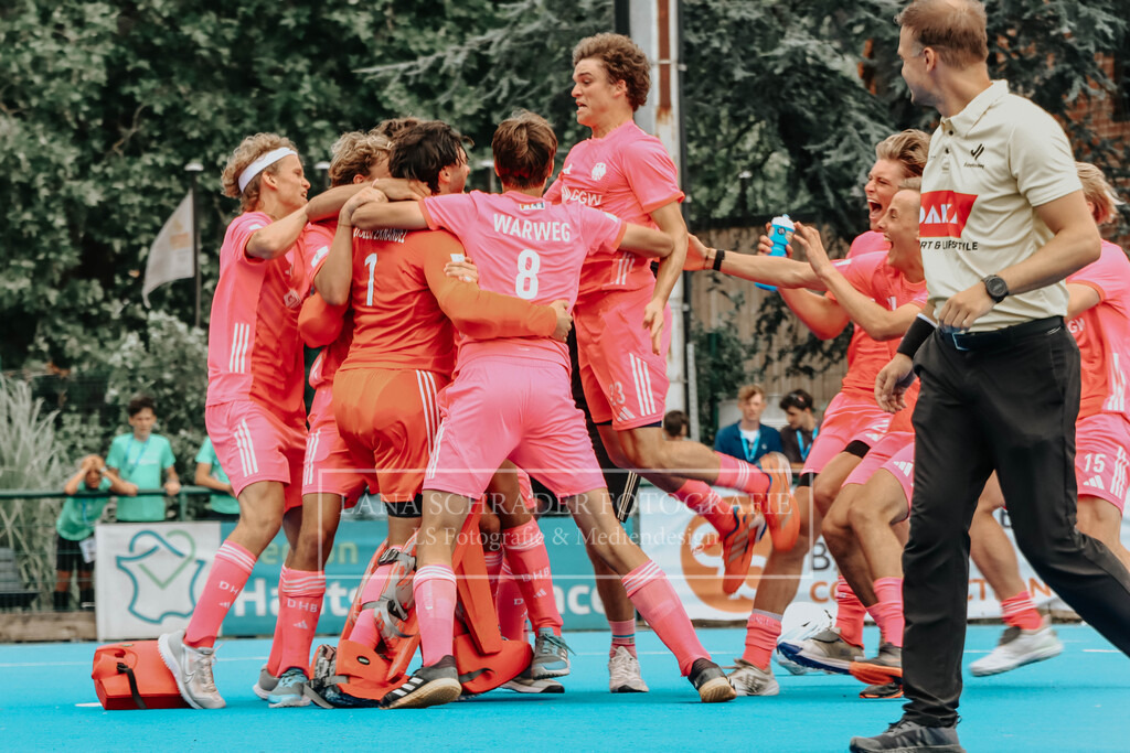 EM_MU18_F_GER-FRA_Lille_bearbeitet (328 von 433) | lanaschraderfotografie - Realisiert mit Pictrs.com