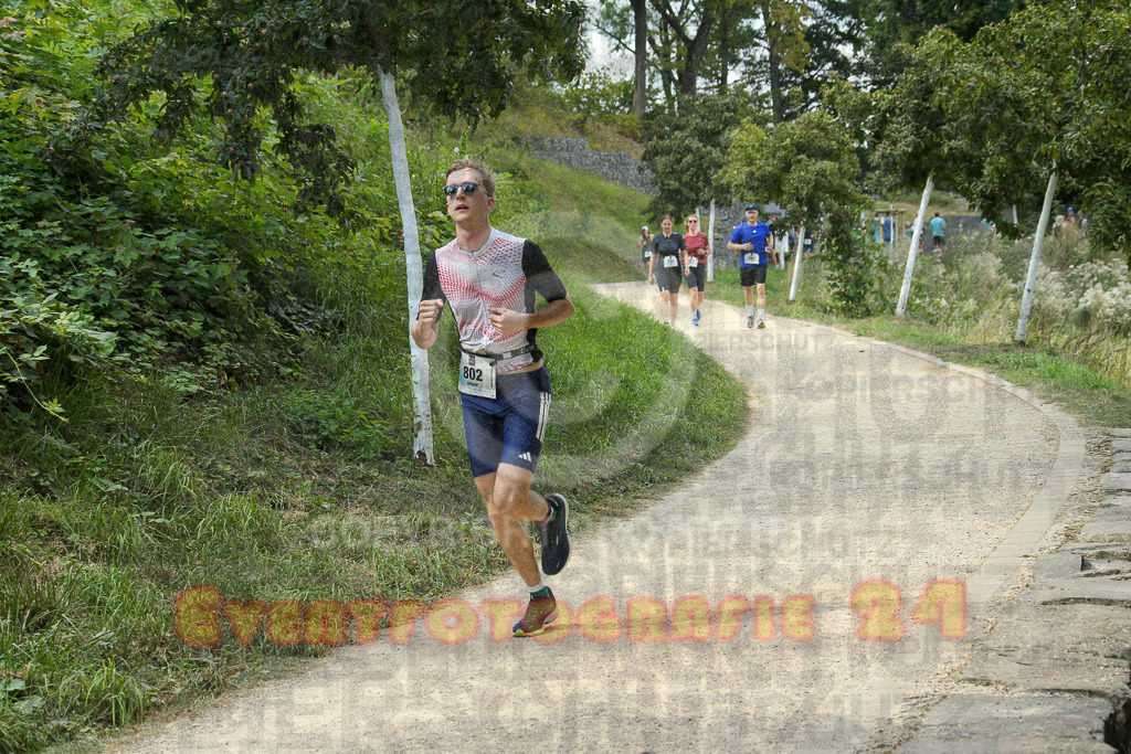 250824_1502_EX1_8343 | Sportfotografie im Rhein-Sieg Kreis, Köln, Bonn, NRW, Rheinland Pfalz, Hessen, etc. Unser Tätigkeitsfeld umfasst den Laufsport vom Volkslauf über den Marathon, Duathlon, Triathon bis zum Ultralauf wie Kölnpfad Ultra oder Schindertrail.