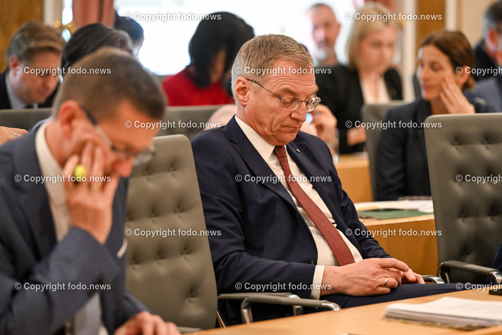 Landhaus Linz_ Promenade_ Landtagssitzung_ 11.04.2024-59 | 11.04.2024, Landhaus Linz AUT, Promenade, Landtagssitzung, im Bild LH Thomas Stelzer (VP, Landeshauptmann Ooe)