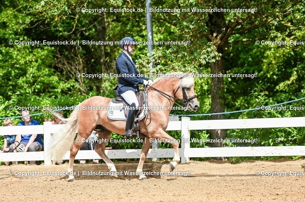 20230716_01_Dressurprüfung Kl.M_0142 | equistock