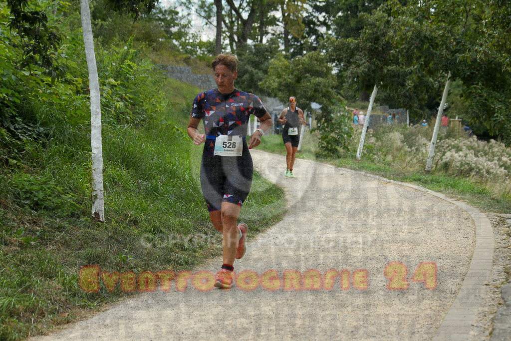 250824_1408_EX1_5119 | Sportfotografie im Rhein-Sieg Kreis, Köln, Bonn, NRW, Rheinland Pfalz, Hessen, etc. Unser Tätigkeitsfeld umfasst den Laufsport vom Volkslauf über den Marathon, Duathlon, Triathon bis zum Ultralauf wie Kölnpfad Ultra oder Schindertrail.