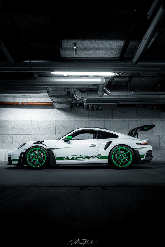 911 Porsche 911 GT3 RS | Entdecken Sie die faszinierende Welt von Alexander Tschuncky Arts: Kreative Fotografie, atemberaubende Automobilkunst und hochwertiger Bilderdruck. Lassen Sie sich inspirieren! - Realisiert mit Pictrs.com