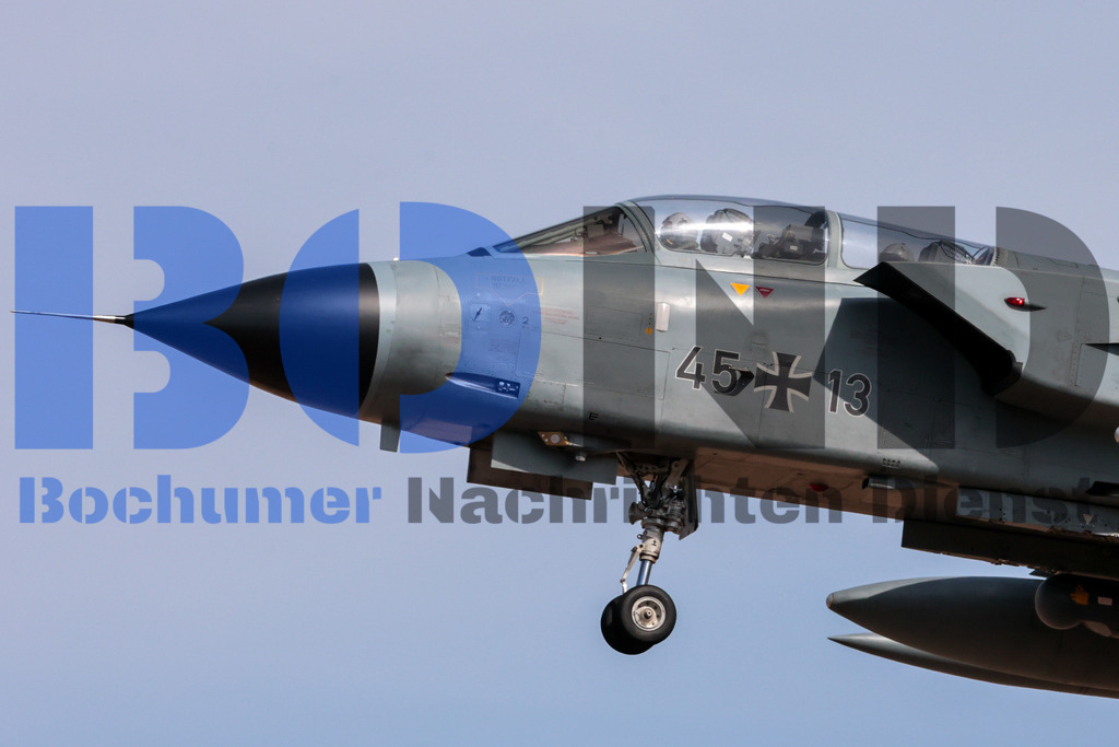 SES_GESNOR20250825-73 | bond - Realisiert mit Pictrs.com