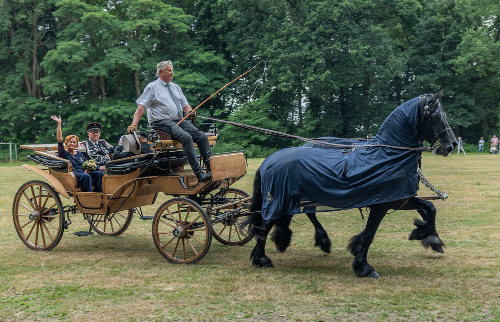 top-top.de-250705-109 | Foto, Video, Fotografie, Videografie, Fotobox, DJ, Discjockey, Musik, Musikbox, Veranstaltung, Photobooth, Amazon, Ebay, Buchtipp, Bestseller, Autor, Verlag, Buch, Wesel, Hamminkeln, NRW, Dinslaken, Rees, Drohne, Hochzeit, Party, Fotobox, Wesel, Fotograf