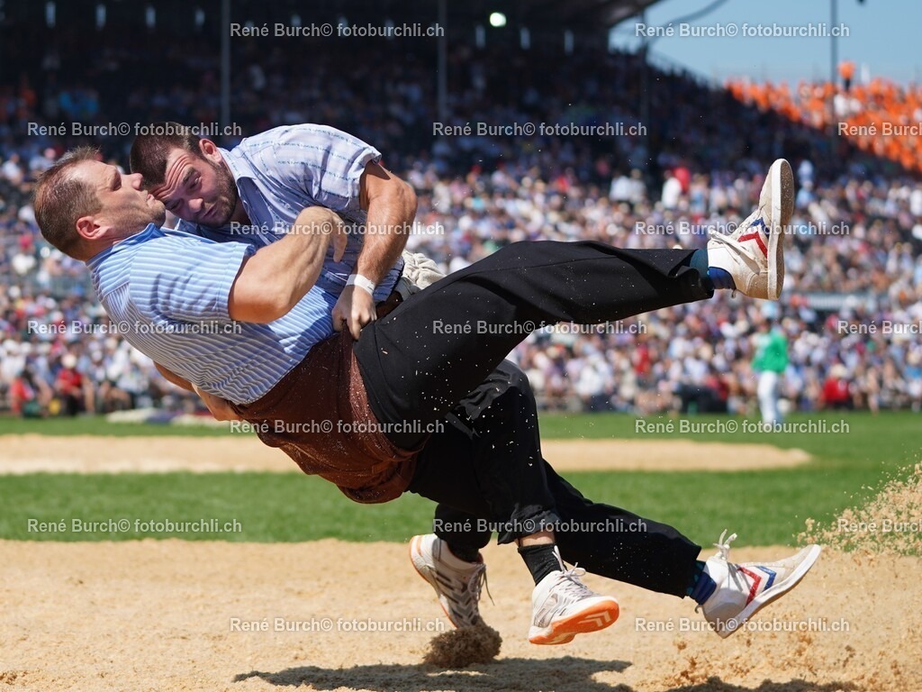 168 | René Burch leidenschaftlicher Fotograf aus Kerns in Obwalden.  Hier finden sie Sport, Landschaft und Natur Fotografie.
 - Realisiert mit Pictrs.com