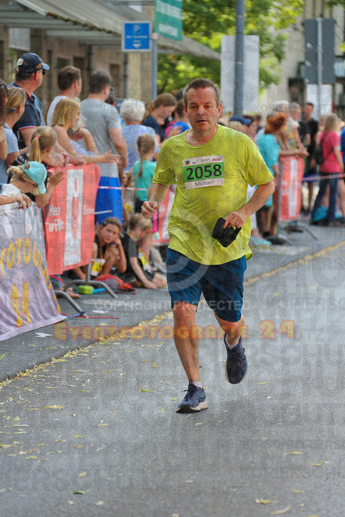 220625_1658_EX1_5657 | Sportfotografie im Rhein-Sieg Kreis, Köln, Bonn, NRW, Rheinland Pfalz, Hessen, etc. Unser Tätigkeitsfeld umfasst den Laufsport vom Volkslauf über den Marathon, Duathlon, Triathon bis zum Ultralauf wie Kölnpfad Ultra oder Schindertrail.