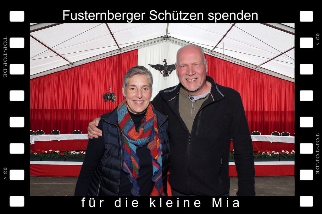 top-top.de 240928-030 | Foto, Video, Fotografie, Videografie, Fotobox, DJ, Discjockey, Musik, Musikbox, Veranstaltung, Photobooth, Amazon, Ebay, Buchtipp, Bestseller, Autor, Verlag, Buch, Wesel, Hamminkeln, NRW, Dinslaken, Rees, Drohne, Hochzeit, Party, Fotobox, Wesel, Fotograf