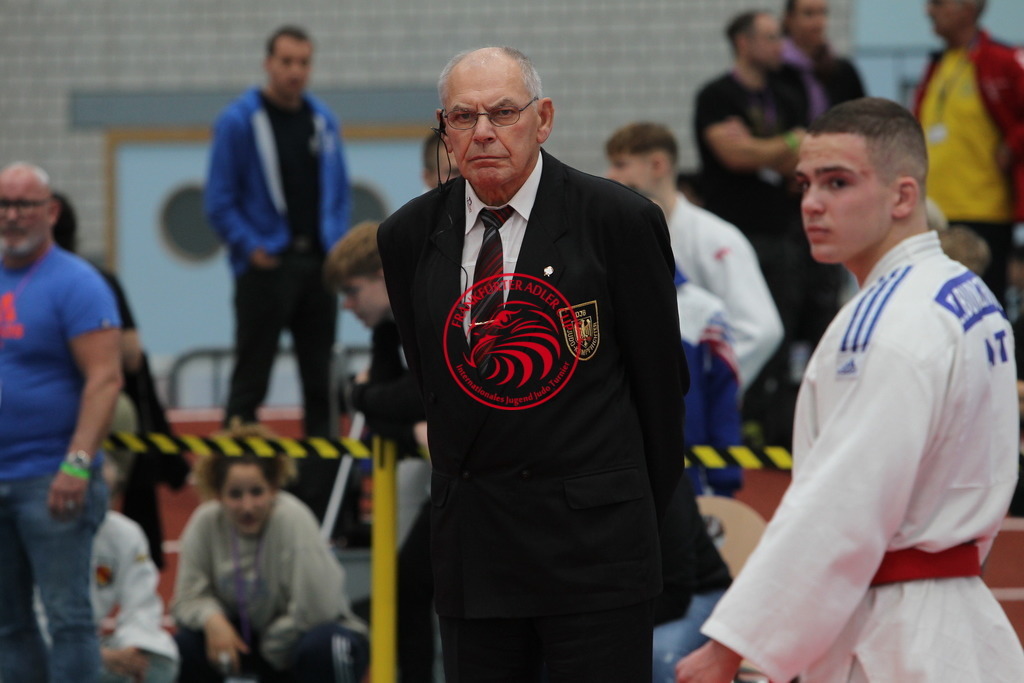 JT6F9315 | Fotos vom Adler Cup - Pictures from Adler Cup

Hier findet Ihr alle Eindrücke und großen Momente der Adler Cup Wochenenden. Here you will find all impressions and great moments of the Adler Cup weekends. - Realisiert mit Pictrs.com