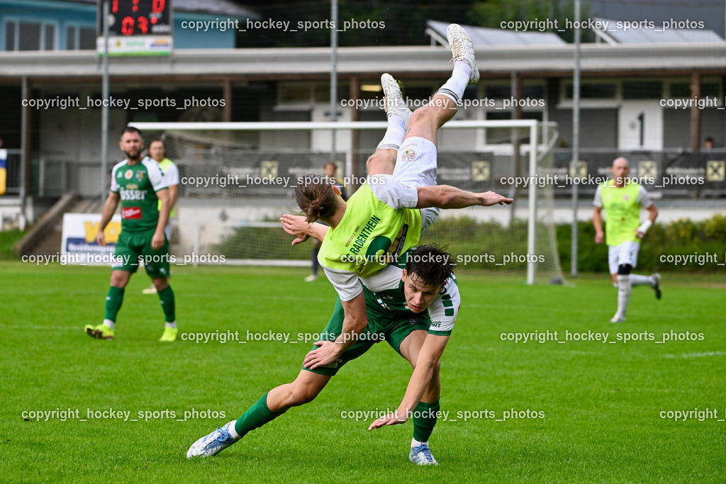 WSG Radenthein vs. SV Rapid Lienz | #3 Max Unterwandling WSG Radenthein, Flugeinlage, #17 Jonas Huber Rapid Lienz, WSG Radenthein vs. SV Rapid Lienz, WSG Radenthein vs. SV Rapid Lienz am 30.08.2025 in Radenthein (Sportplatz Radenthein), Austria, (Photo by Bernd Stefan)