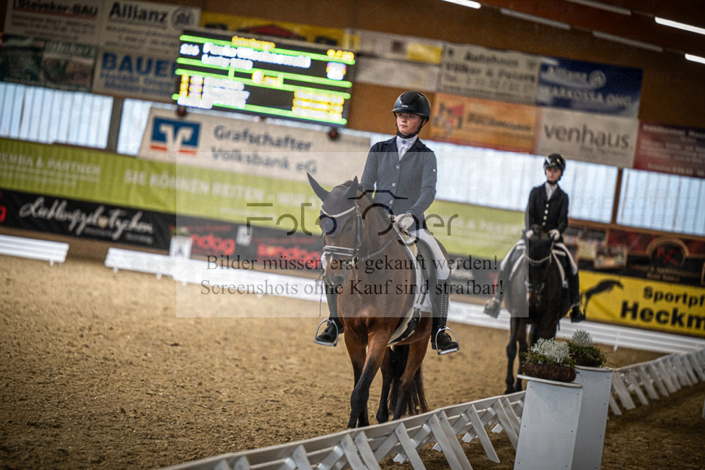 DOS_1191 | Entdecke hochwertige Reitturnierfotos von Foto Oger. Professionell, emotional und authentisch – jetzt Lieblingsmomente im Shop bestellen.Deutschlandweite Turnierfotografie. - Realisiert mit Pictrs.com